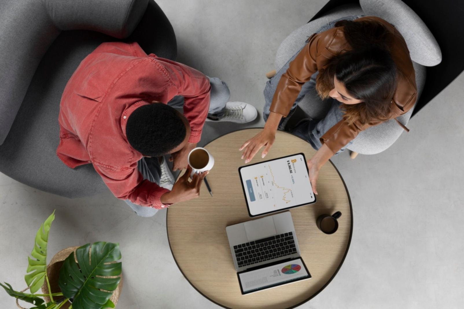 Finanzteam bei der strategischen Budgetplanung